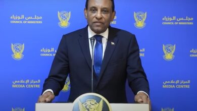 رئيس وزراء السودان: سنعمل على تحسين علاقتنا بدول الجوار وإدارة الفترة الانتقالية وتحقيق السلام