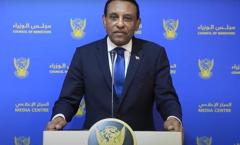 رئيس وزراء السودان: سنعمل على تحسين علاقتنا بدول الجوار وإدارة الفترة الانتقالية وتحقيق السلام