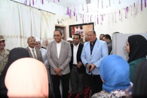 محافظ قنا يزور دور الأيتام بقنا ونجع حمادي لتهنئتهم بعيد الأضحى المبارك