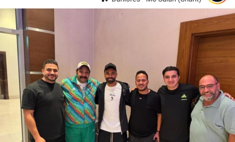 الفنان كريم عفيفي ومحمد ثروت برفقة محمد صلاح في أحدث ظهور لهما 1 الفنان كريم عفيفي ومحمد ثروت برفقة محمد صلاح في أحدث ظهور لهما