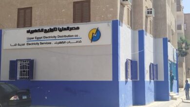  كهرباء قنا تفتتح مركزًا جديدًا لخدمة العملاء وشحن العدادات بمنطقة الثانوية بنات