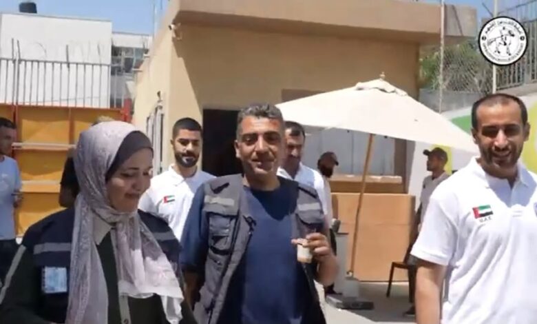 الإمارات تقدم دعماً طبياً جديداً لغزة عبر “الفارس الشهم 3” بالتعاون مع الصحة العالمية 1 الإمارات تقدم دعماً طبياً جديداً لغزة عبر “الفارس الشهم 3” بالتعاون مع الصحة العالمية