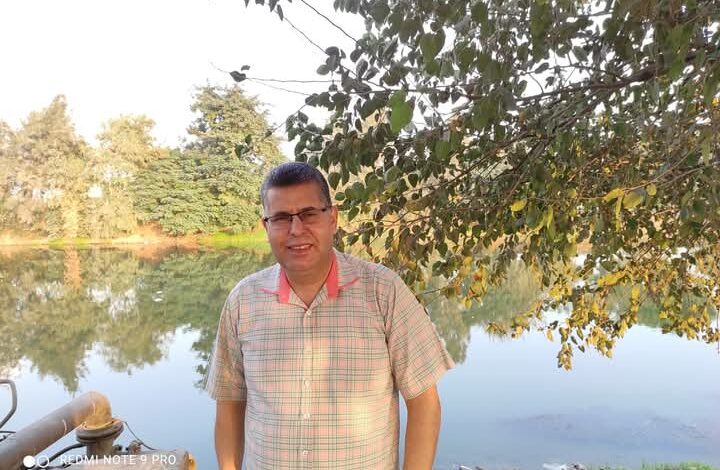 تلقين الطفل سورة الفاتحة من أجل أن يحفظها 