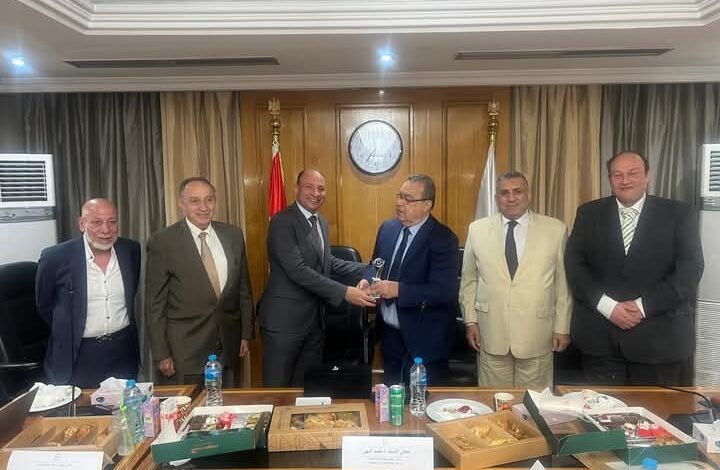 رئيس "الضرائب": نعمل على إزالة أي معوقات لضمان الاستفادة من التسهيلات