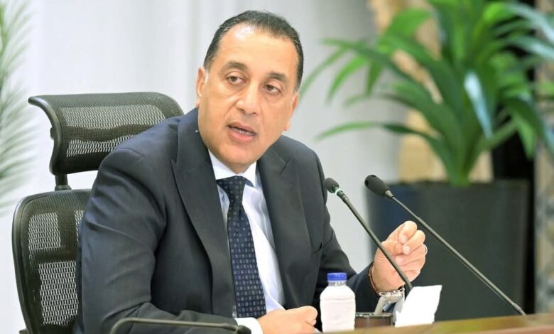 رئيس الوزراء يصل محافظة البحيرة لتفقد ومتابعة سير العمل بعددٍ من المشروعات الخدمية والتنموية 1 رئيس الوزراء يصل محافظة البحيرة لتفقد ومتابعة سير العمل بعددٍ من المشروعات الخدمية والتنموية