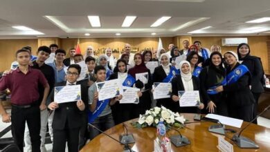 محافظ الجيزة يكرم أعضاء برلمان طلائع المحافظة  تقديرًا لجهودهم وتمثيلهم المشرف