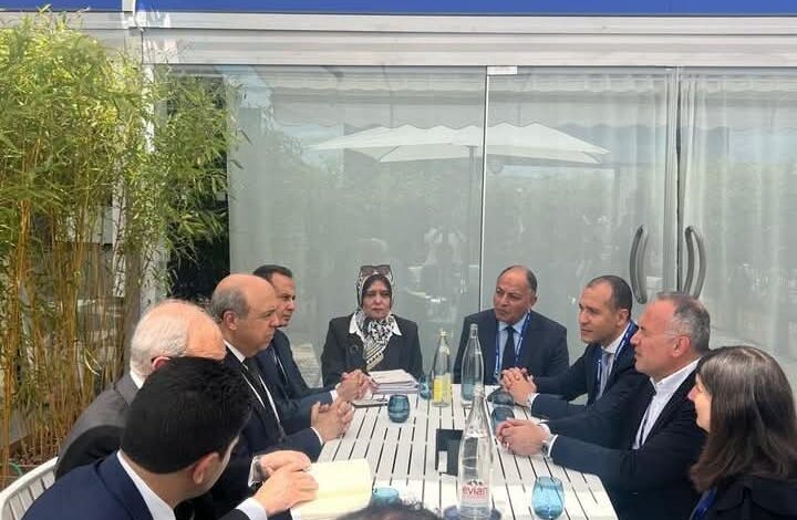 وزير الطيران المدني يلتقي عددًا من مسئولي كبرى الشركات العالمية المتخصصة في إدارة وتشغيل المطارات بمعرض باريس 1 وزير الطيران المدني يلتقي عددًا من مسئولي كبرى الشركات العالمية المتخصصة في إدارة وتشغيل المطارات بمعرض باريس