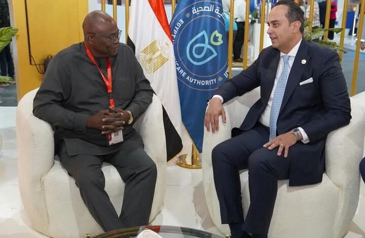 السبكي يلتقي وزيرة الصحة الناميبية ورئيس صندوق التعليم في أفريقيا
