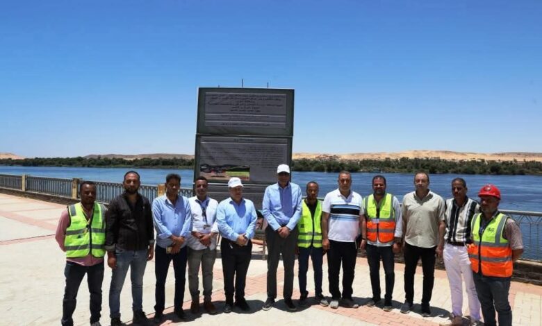 اسماعيل يشدد على سرعة الإنتهاء من مشروع توسعة وتطوير كورنيش النيل الجديد