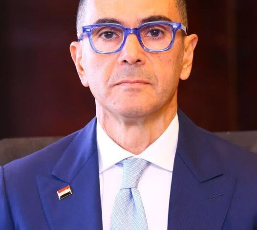 وزير الاستثمار والتجارة الخارجية يلتقي أعضاء التمثيل التجاري ورؤساء المكاتب التجارية بالخارج