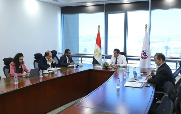 نائب رئيس الوزراء ووزير الصحة يبحث التوسع في الخدمات الطبية لمبادرة الرئيس لدعم صحة المرأة