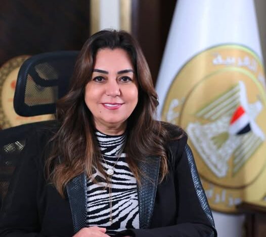 د.منال عوض: قيادة الملف البيئي ليس بمعزل عن مهام منصبى فى ظل التعاون الوثيق بين الوزارتين 1 د.منال عوض: قيادة الملف البيئي ليس بمعزل عن مهام منصبى فى ظل التعاون الوثيق بين الوزارتين