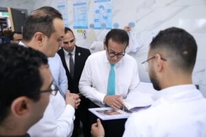 نائب رئيس الوزراء وزير الصحة يتفقد مشروعات تطوير مستشفيات الأورام والتل الكبير ومركز طب الأسرة 2 نائب رئيس الوزراء وزير الصحة يتفقد مشروعات تطوير مستشفيات الأورام والتل الكبير ومركز طب الأسرة