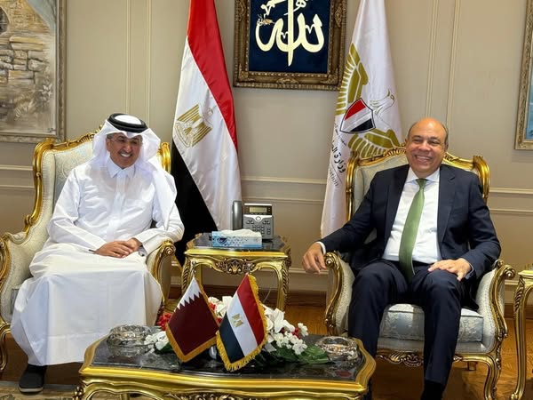 وزير الطيران المدني يستقبل وفدًا قطريًا ويعلن عن مشروع مشترك لتطوير المسارات الجوية 1 وزير الطيران المدني يستقبل وفدًا قطريًا ويعلن عن مشروع مشترك لتطوير المسارات الجوية