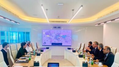 وزير البترول يلتقي رئيس مكتب الشئون الدولية بديوان عام الرئاسة ومدير الشركة العالمية القابضة