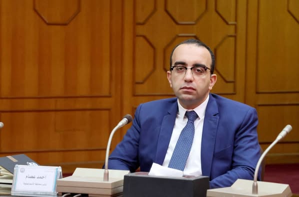 نائب محافظ الإسماعيلية يتابع الموقف التنفيذي لعملية إنارة طريق الإسماعيلية – السويس الصحراوي