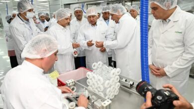 وزير الصناعة والنقل يفتتح خط إنتاج مرشحات الغسيل الكلوي