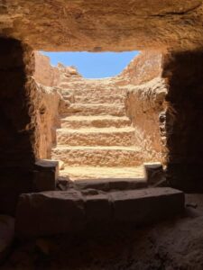 اكتشاف مقابر جديدة من العصرين اليوناني والروماني بنقوش هيروغليفية في الجبانة باسوان