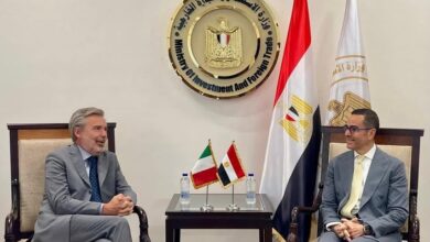 حسن الخطيب يلتقى سفير دولة إيطاليا بالقاهرة لبحث سبل تعزيز العلاقات الاقتصادية بين البلدين