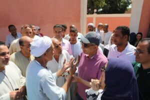 "محافظ المنيا أبوابنا مفتوحة لكل مواطن توجيهات فورية لحل الشكاوى وتخفيف الأعباء عن الأهالي" 2 "محافظ المنيا أبوابنا مفتوحة لكل مواطن توجيهات فورية لحل الشكاوى وتخفيف الأعباء عن الأهالي"