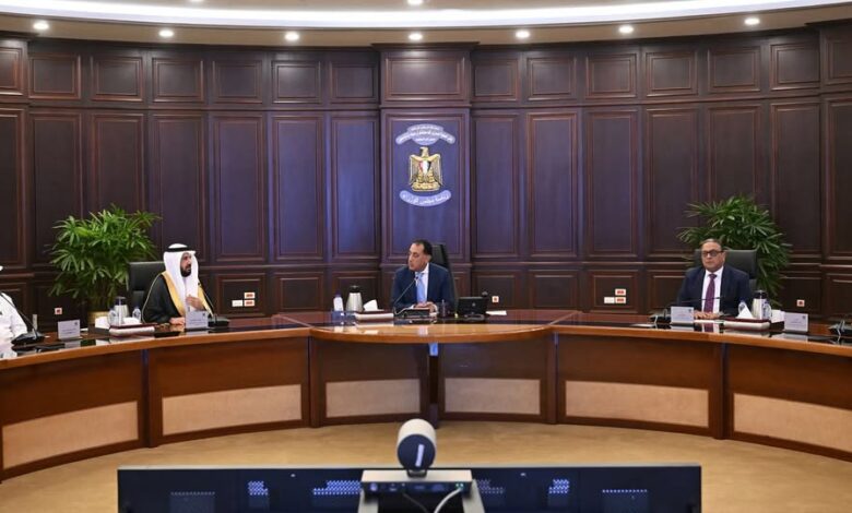 رئيس الوزراء يلتقي رئيس مجلس إدارة مجموعة "سمو القابضة" السعودية 1 رئيس الوزراء يلتقي رئيس مجلس إدارة مجموعة "سمو القابضة" السعودية