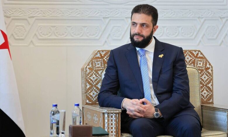 دريان مفتي لبنان يقدم للشرع شهادة "وسام دار الفتوى الذهبي"