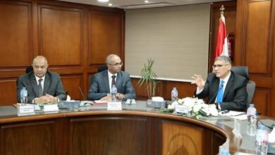 النجار " يبحث مع نائب وزير الإسكان حلول مشكلات مياه الشرب والصرف الصناعي بالمنطقة الصناعية بأبو رواش