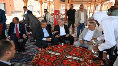  محافظ جنوب سيناء يرافق لجنة الإدارة المحلية بمجلس النواب في جولة ميدانية بمدينة شرم الشيخ