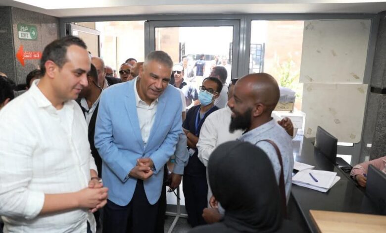 كمال والسبكي يتابعان منظومة التأمين الصحى الشامل بمستشفى المسلة التخصصى 1 كمال والسبكي يتابعان منظومة التأمين الصحى الشامل بمستشفى المسلة التخصصى