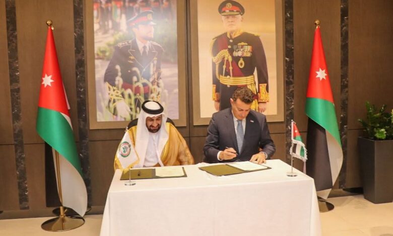 "البرلمان العربي" يوقع بروتوكول تعاون مع مجلس النواب الأردني لتعزيز العلاقات البرلمانية 1 "البرلمان العربي" يوقع بروتوكول تعاون مع مجلس النواب الأردني لتعزيز العلاقات البرلمانية