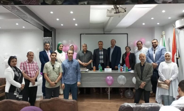 وكيل وزارة الصحة بالشرقية يكرم أوائل مدارس التمريض والمتفوقين دراسياً 1 وكيل وزارة الصحة بالشرقية يكرم أوائل مدارس التمريض والمتفوقين دراسياً