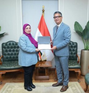 قرارات وزارية جديدة وتكريم عدد من قيادات التموين السابقين تقديرًا لجهودهم