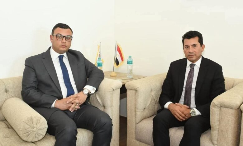 وزيرا الإسكان والشباب والرياضة يتابعان ملفات العمل وأوجه التعاون المشترك 1 وزيرا الإسكان والشباب والرياضة يتابعان ملفات العمل وأوجه التعاون المشترك