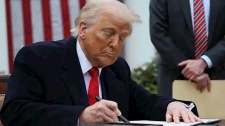 ترامب يوقع امر تنفيذ له معلنا أمريكا ستكون عاصمة العملات المشفرة في العالم