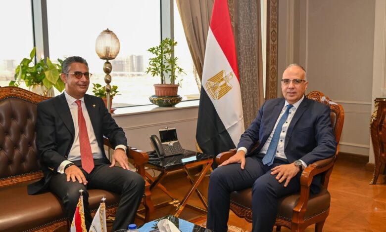 وزيرا الري والتموين يؤكدان أهمية تطوير مصانع إنتاج السكر وتوفيق أوضاعها 1 وزيرا الري والتموين يؤكدان أهمية تطوير مصانع إنتاج السكر وتوفيق أوضاعها