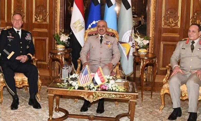 تعاون عسكرى  بين مصر وأمريكا و لقاء بين رئيس الأركان وكوريلا لمناقشة التطورات الإقليمية
