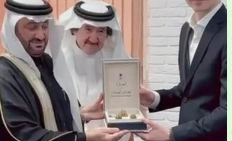 نائب وزير الاستثمار والصناعة والتجارة الاوزبكي يستقبل العبيكان والانديجاني ويرحب بالأسر السعودية 1 نائب وزير الاستثمار والصناعة والتجارة الاوزبكي يستقبل العبيكان والانديجاني ويرحب بالأسر السعودية