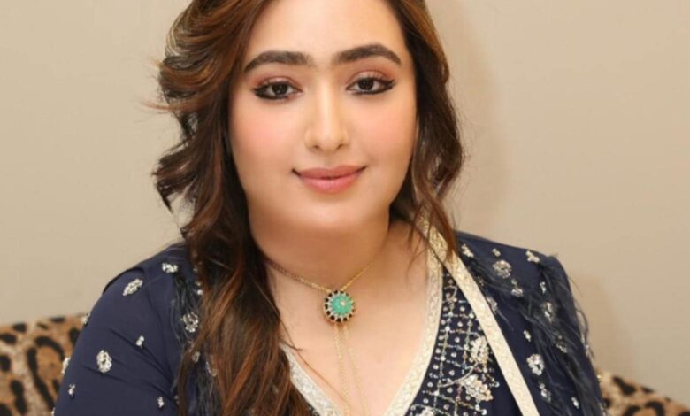 أربعة أعمال غنائية تحتفي بيوم ميلاد الشيخة روضة بنت مكتوم بن راشد آل مكتوم بصوت عيضة المنهالي 1 أربعة أعمال غنائية تحتفي بيوم ميلاد الشيخة روضة بنت مكتوم بن راشد آل مكتوم بصوت عيضة المنهالي