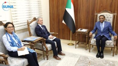 رئيس وزارة السودان ينبِّه منظمات الأمم المتحدة بكارثية الأوضاع الإنسانية بمدينة الفاشر