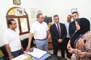  إجراءات صارمة وتوجيهات فورية في جولة مفاجئة لمحافظ قنا على المنشآت الخدمية بنجع حمادي