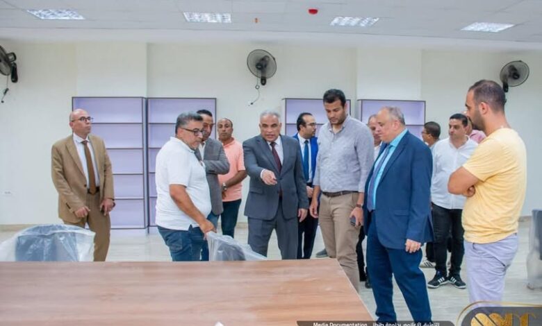 الدكتور محمد حسين يتفقد الاستعدادات النهائية لاستقبال لجان بدء الدراسة بجامعة طنطا الأهلية 1 الدكتور محمد حسين يتفقد الاستعدادات النهائية لاستقبال لجان بدء الدراسة بجامعة طنطا الأهلية