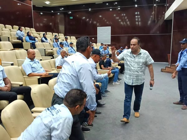 استمرار تدريبات فرق الأمن في سياق تعزيز كفاءة فرق إدارة الأمن بمجمع الإسماعيلية الطبي 1 استمرار تدريبات فرق الأمن في سياق تعزيز كفاءة فرق إدارة الأمن بمجمع الإسماعيلية الطبي
