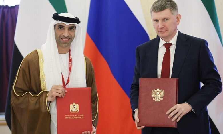 توقيع اتفاقيتين بين روسيا والإمارات في مجالي الاستثمار والنقل على هامش لقاء القمة 1 توقيع اتفاقيتين بين روسيا والإمارات في مجالي الاستثمار والنقل على هامش لقاء القمة