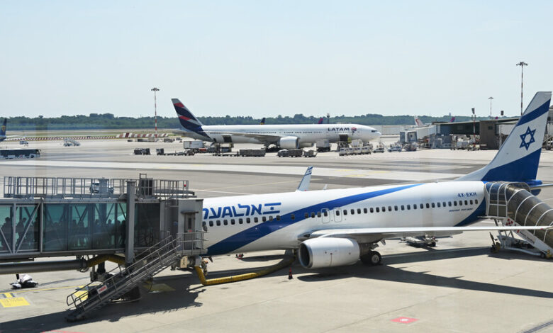 حالة من التوتر بين فرنسا وإسرائيل بسبب تأجيل تجديد تأشيرات لموظفي الخطوط الجوية الإسرائيلية 1 حالة من التوتر بين فرنسا وإسرائيل بسبب تأجيل تجديد تأشيرات لموظفي الخطوط الجوية الإسرائيلية