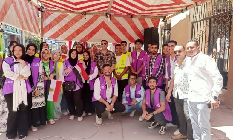 توافد كبير للشباب والمرأة علي اللجان الإنتخابية في اليوم الأول لإنتخابات مجلس الشيوخ بالشرقية 1 توافد كبير للشباب والمرأة علي اللجان الإنتخابية في اليوم الأول لإنتخابات مجلس الشيوخ بالشرقية