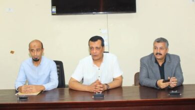 مدير تعليم سوهاج يكرم فريق إعداد وتنفيذ حفل الفائقين وأوائل الشهادات العامة للعام الدراسي 2025