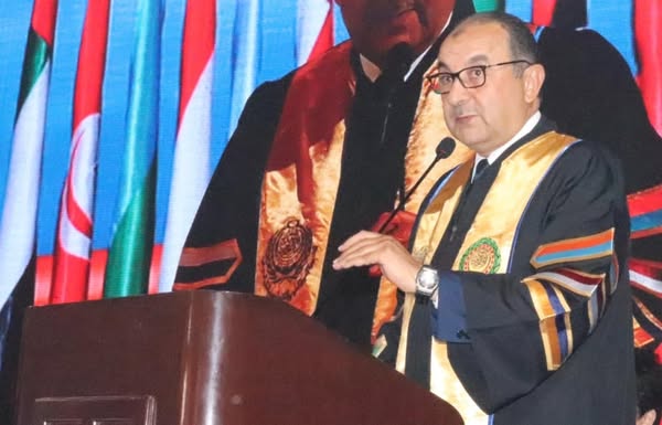 وزير قطاع الأعمال يشهد حفل تخرج دفعة جديدة من طلبة كلية الدراسات العليا بأكاديمية النقل البحري 1 وزير قطاع الأعمال يشهد حفل تخرج دفعة جديدة من طلبة كلية الدراسات العليا بأكاديمية النقل البحري