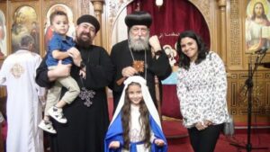 اسقف البحيره سيامة ٢٨ شماساً بكنيسة العذراء مريم بالمحمودية