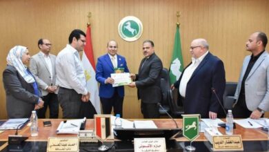 محافظ الشرقية يترأس إجتماع المجلس التنفيذي ويُقدم التهنئة لرئيس الجمهورية بمناسبة الإحتفال بالمولد النبوي