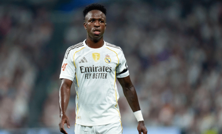 استبعاد فينيسيوس من تشكيلة ريال مدريد الأساسية لمواجهة أوفييدو